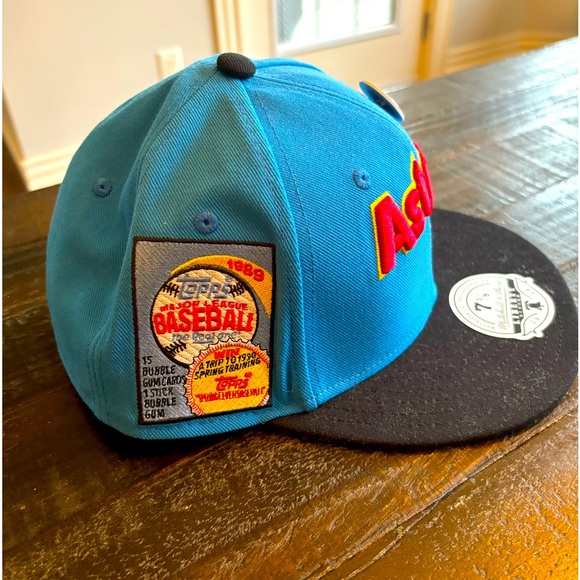 Houston Astros Baseball Hat - Picture 2 of 3